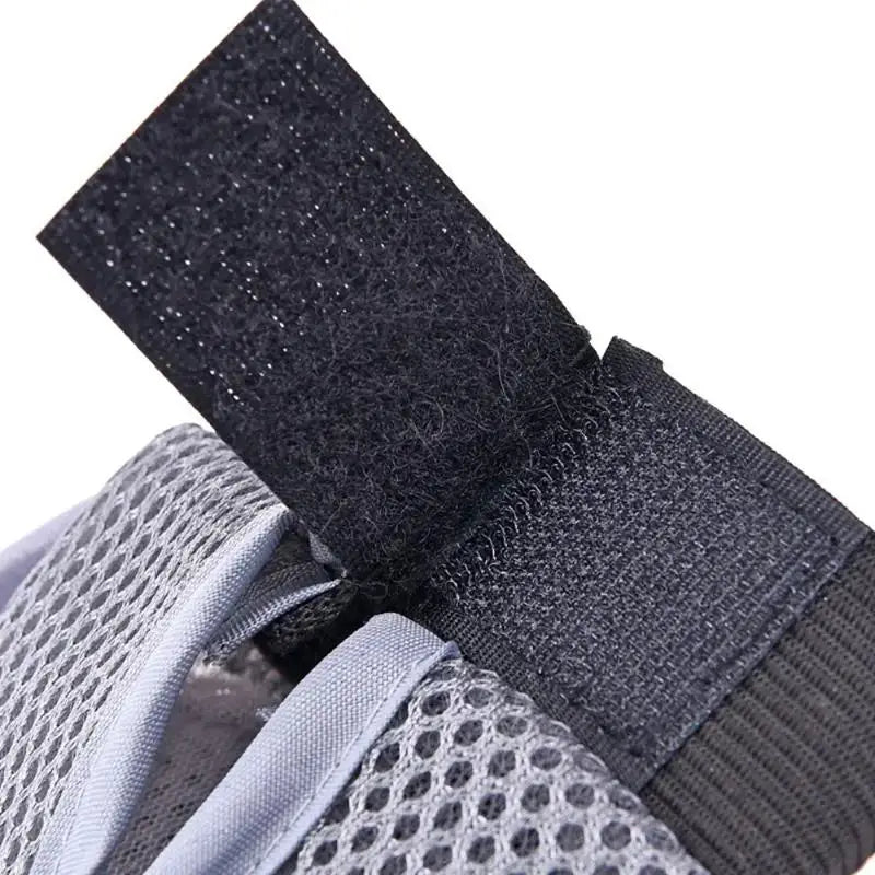 Gentle Deshedding Pet Grooming Glove with Massage Tips